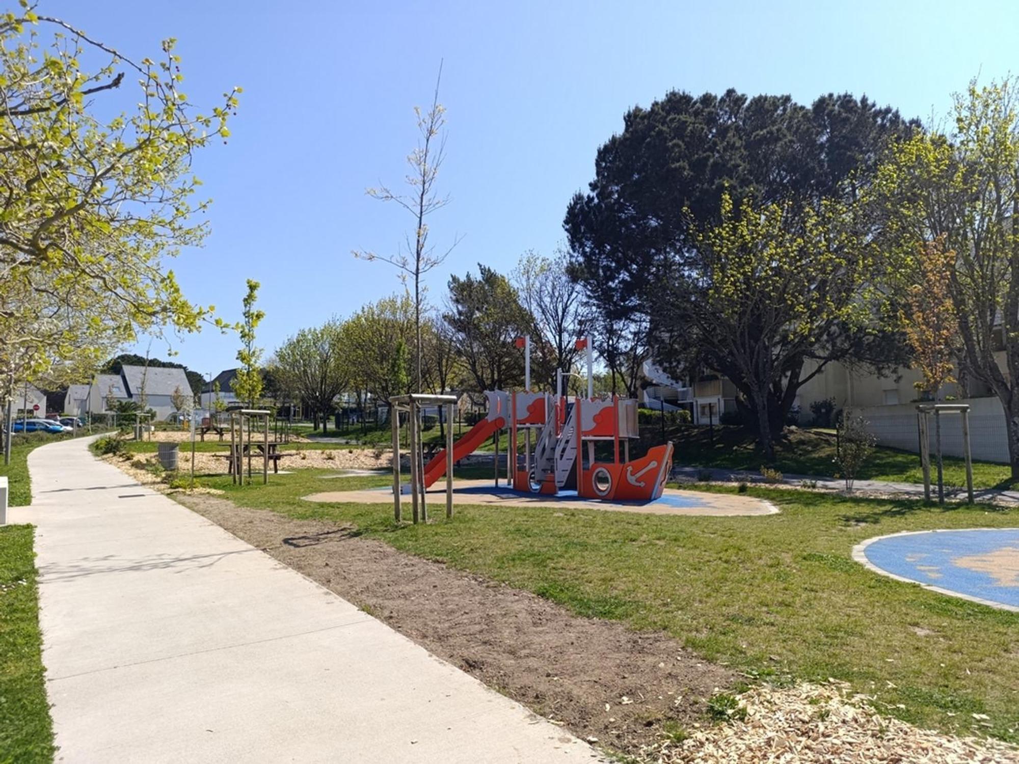 Appartement Duplex Familial Vue Mer, Proche Plage Et Commerces - Fr-1-639-125 Arzon Esterno foto